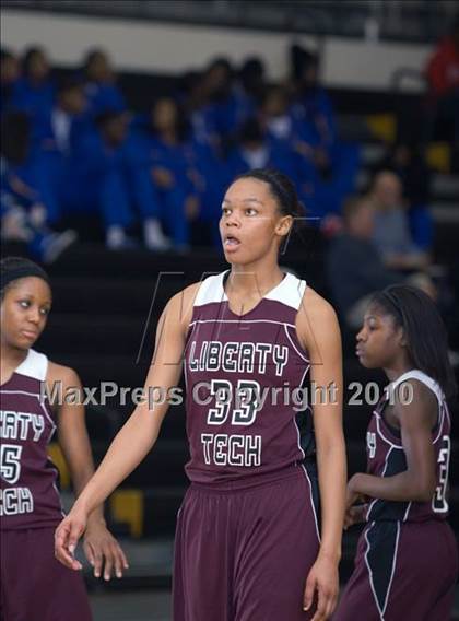 Thumbnail 2 in Liberty Tech Magnet vs Lake County (Dyersburg Tournament) photogallery.