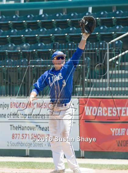 Thumbnail 2 in Oxford vs. St. John Paul II (MIAA Division 4 Final) photogallery.