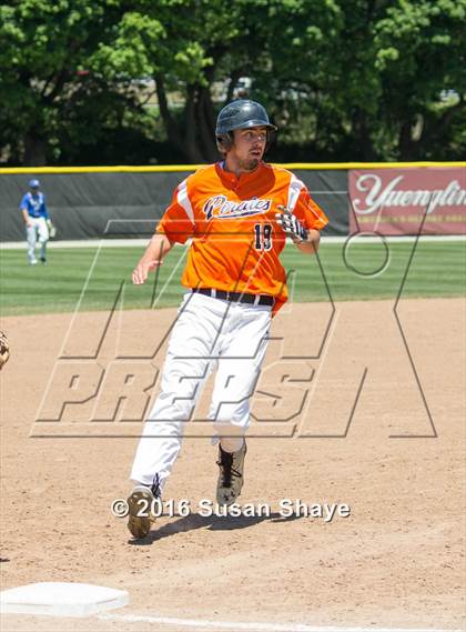 Thumbnail 2 in Oxford vs. St. John Paul II (MIAA Division 4 Final) photogallery.