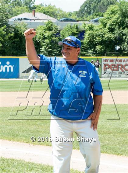 Thumbnail 2 in Oxford vs. St. John Paul II (MIAA Division 4 Final) photogallery.