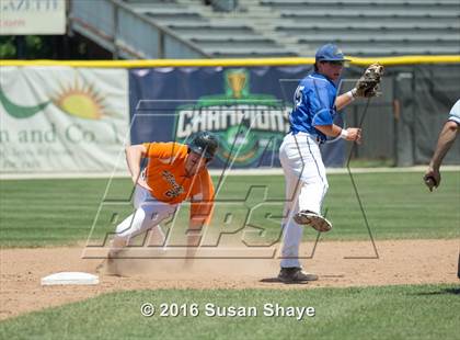 Thumbnail 2 in Oxford vs. St. John Paul II (MIAA Division 4 Final) photogallery.