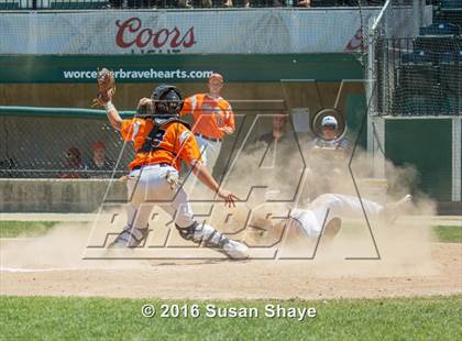 Thumbnail 3 in Oxford vs. St. John Paul II (MIAA Division 4 Final) photogallery.