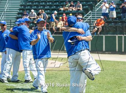 Thumbnail 1 in Oxford vs. St. John Paul II (MIAA Division 4 Final) photogallery.