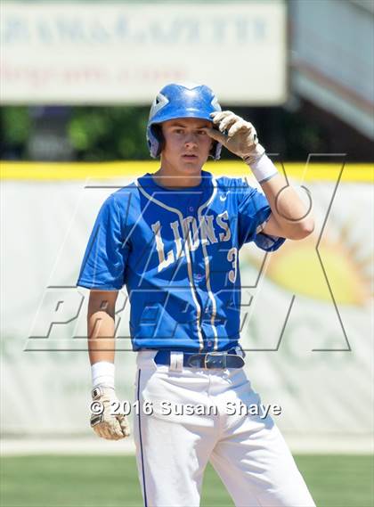 Thumbnail 3 in Oxford vs. St. John Paul II (MIAA Division 4 Final) photogallery.