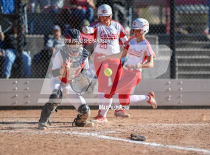 Thumbnail 1 in Grand Junction Central vs. Regis Jesuit (CHSAA 54 Quarterfinal Playoff) photogallery.
