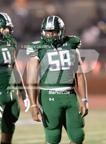 Thumbnail 3 in Reagan [Ronald] vs Smithson Valley (UIL 6A BI-District) photogallery.