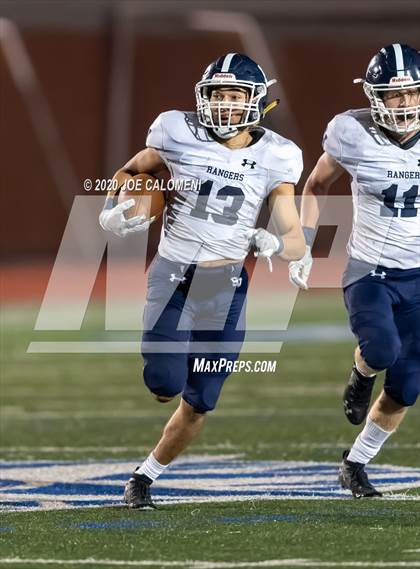 Thumbnail 2 in Reagan [Ronald] vs Smithson Valley (UIL 6A BI-District) photogallery.