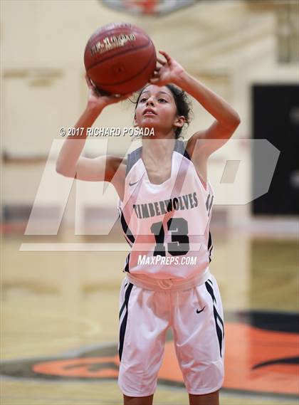 Thumbnail 2 in Sierra vs. Clovis East photogallery.