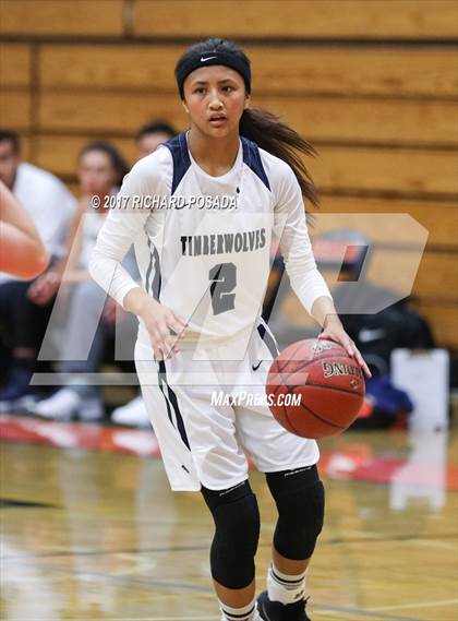 Thumbnail 2 in Sierra vs. Clovis East photogallery.