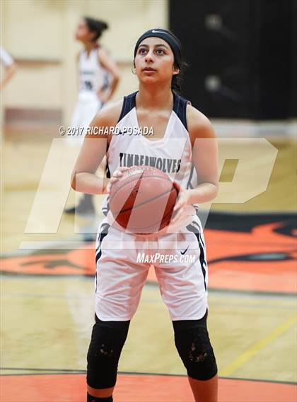 Thumbnail 1 in Sierra vs. Clovis East photogallery.