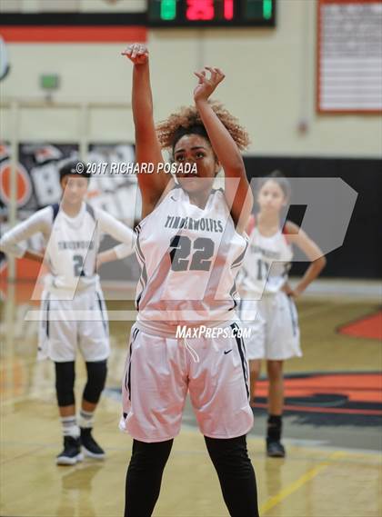 Thumbnail 1 in Sierra vs. Clovis East photogallery.