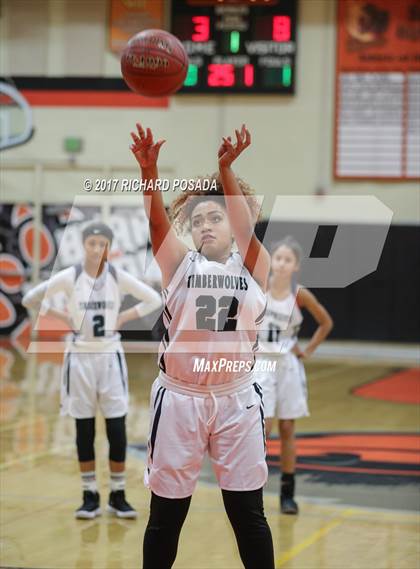 Thumbnail 3 in Sierra vs. Clovis East photogallery.