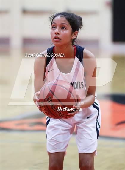 Thumbnail 3 in Sierra vs. Clovis East photogallery.