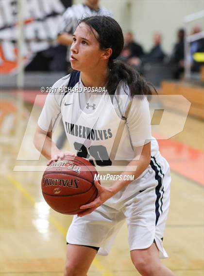 Thumbnail 2 in Sierra vs. Clovis East photogallery.
