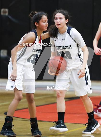 Thumbnail 1 in Sierra vs. Clovis East photogallery.