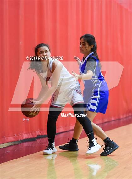 Thumbnail 3 in Paloma Valley vs. Beaumont photogallery.