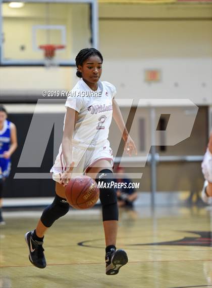 Thumbnail 2 in Paloma Valley vs. Beaumont photogallery.