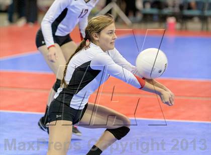 Thumbnail 2 in Lewis-Palmer vs. Roosevelt (CHSAA 4A Pool I) photogallery.