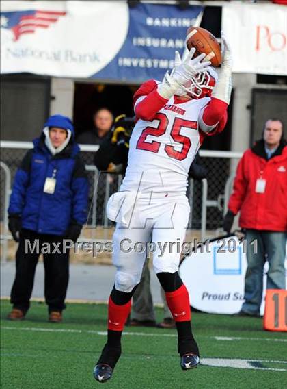 Thumbnail 1 in Riverside vs. Clairton (PIAA Class A Final) photogallery.