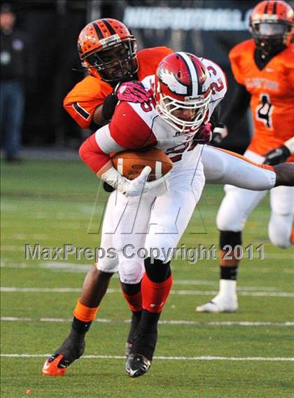 Thumbnail 1 in Riverside vs. Clairton (PIAA Class A Final) photogallery.