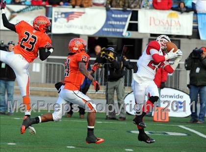 Thumbnail 2 in Riverside vs. Clairton (PIAA Class A Final) photogallery.