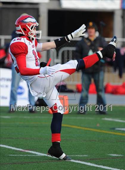 Thumbnail 2 in Riverside vs. Clairton (PIAA Class A Final) photogallery.