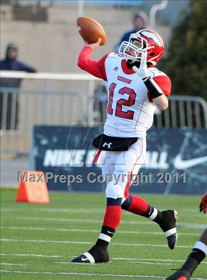 Thumbnail 3 in Riverside vs. Clairton (PIAA Class A Final) photogallery.