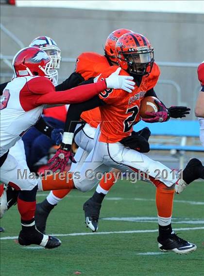 Thumbnail 3 in Riverside vs. Clairton (PIAA Class A Final) photogallery.