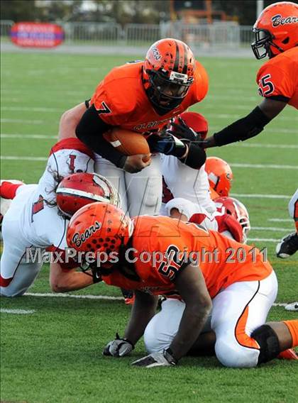 Thumbnail 2 in Riverside vs. Clairton (PIAA Class A Final) photogallery.