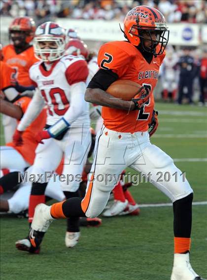 Thumbnail 1 in Riverside vs. Clairton (PIAA Class A Final) photogallery.