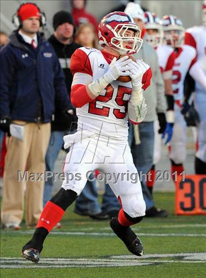 Thumbnail 3 in Riverside vs. Clairton (PIAA Class A Final) photogallery.