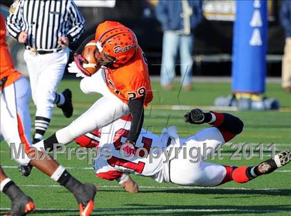 Thumbnail 1 in Riverside vs. Clairton (PIAA Class A Final) photogallery.