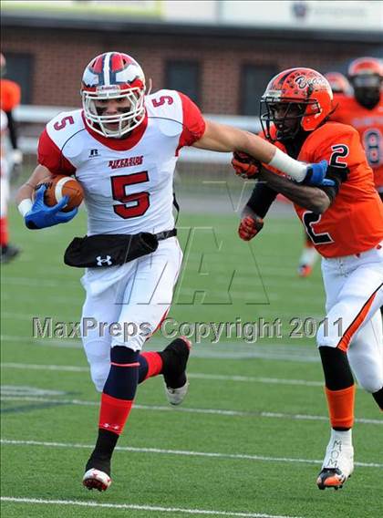 Thumbnail 3 in Riverside vs. Clairton (PIAA Class A Final) photogallery.