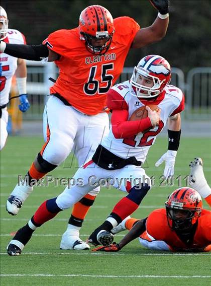 Thumbnail 3 in Riverside vs. Clairton (PIAA Class A Final) photogallery.