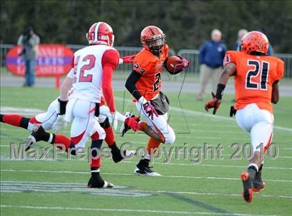 Thumbnail 2 in Riverside vs. Clairton (PIAA Class A Final) photogallery.