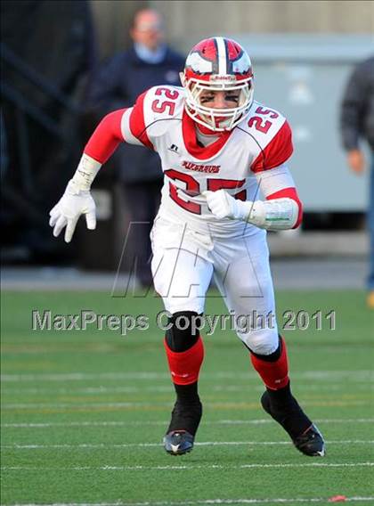 Thumbnail 3 in Riverside vs. Clairton (PIAA Class A Final) photogallery.