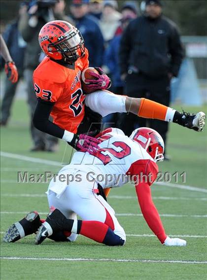 Thumbnail 3 in Riverside vs. Clairton (PIAA Class A Final) photogallery.