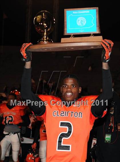 Thumbnail 2 in Riverside vs. Clairton (PIAA Class A Final) photogallery.