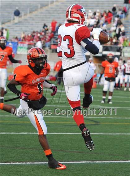 Thumbnail 1 in Riverside vs. Clairton (PIAA Class A Final) photogallery.