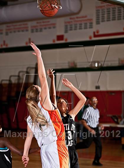 Thumbnail 1 in Vista del Lago @ Poly photogallery.