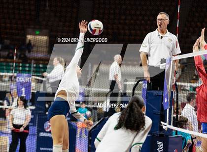 Thumbnail 1 in Pine Creek vs. Cherry Creek (CHSAA 5A Round 3) photogallery.