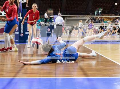 Thumbnail 2 in Pine Creek vs. Cherry Creek (CHSAA 5A Round 3) photogallery.