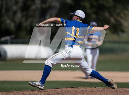 Thumbnail 1 in Modoc vs. Hamilton (NSCIF D5 Final) photogallery.