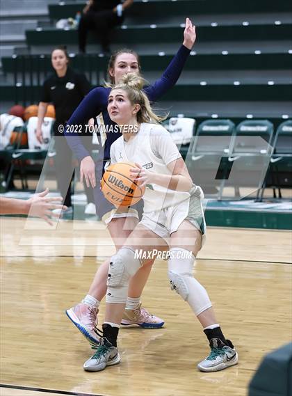 Thumbnail 1 in Cuthbertson @ Catawba Ridge photogallery.