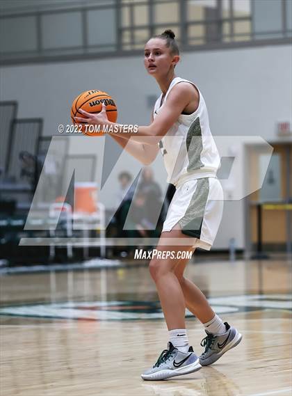 Thumbnail 1 in Cuthbertson @ Catawba Ridge photogallery.