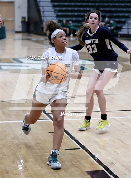 Thumbnail 1 in Cuthbertson @ Catawba Ridge photogallery.