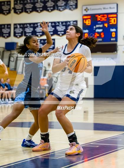Thumbnail 1 in Camarillo @ Dos Pueblos photogallery.