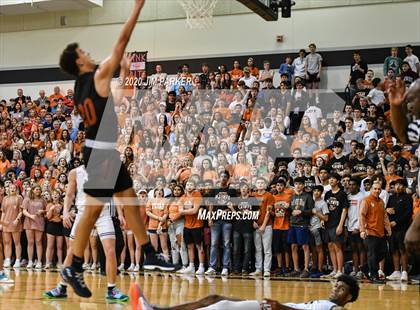 Thumbnail 3 in Round Rock Westwood vs Vandegrift (UIL 6A Regional Quarterfinal) photogallery.