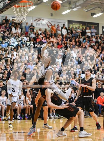 Thumbnail 1 in Round Rock Westwood vs Vandegrift (UIL 6A Regional Quarterfinal) photogallery.