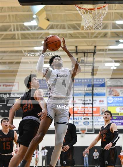 Thumbnail 2 in Round Rock Westwood vs Vandegrift (UIL 6A Regional Quarterfinal) photogallery.